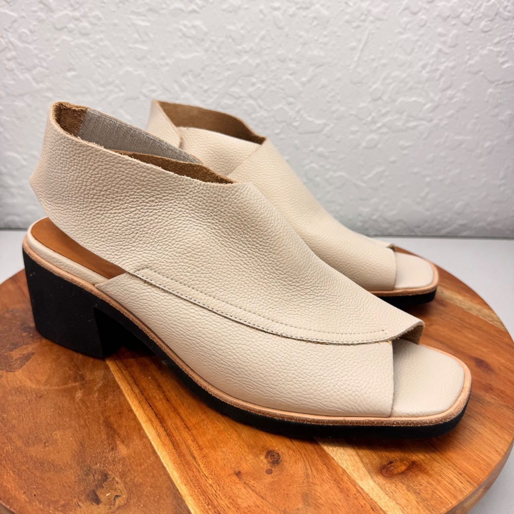 L'Amour Des Pieds Cream Leather Peep Toe Block Heel Slingback Sandals 10M